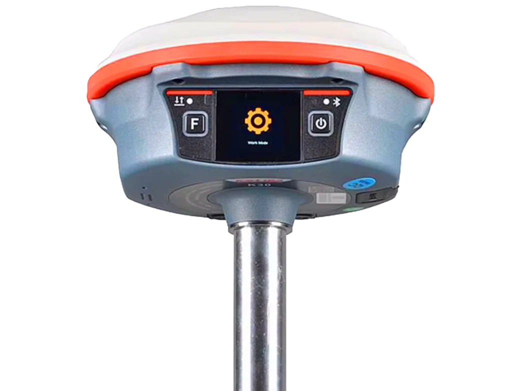 Receptor GNSS instalado sobre un bastón para realizar mediciones topográficas de alta precisión